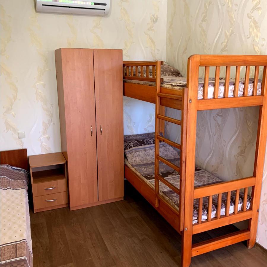 צ'ורנומורסק Guest House Santin מראה חיצוני תמונה