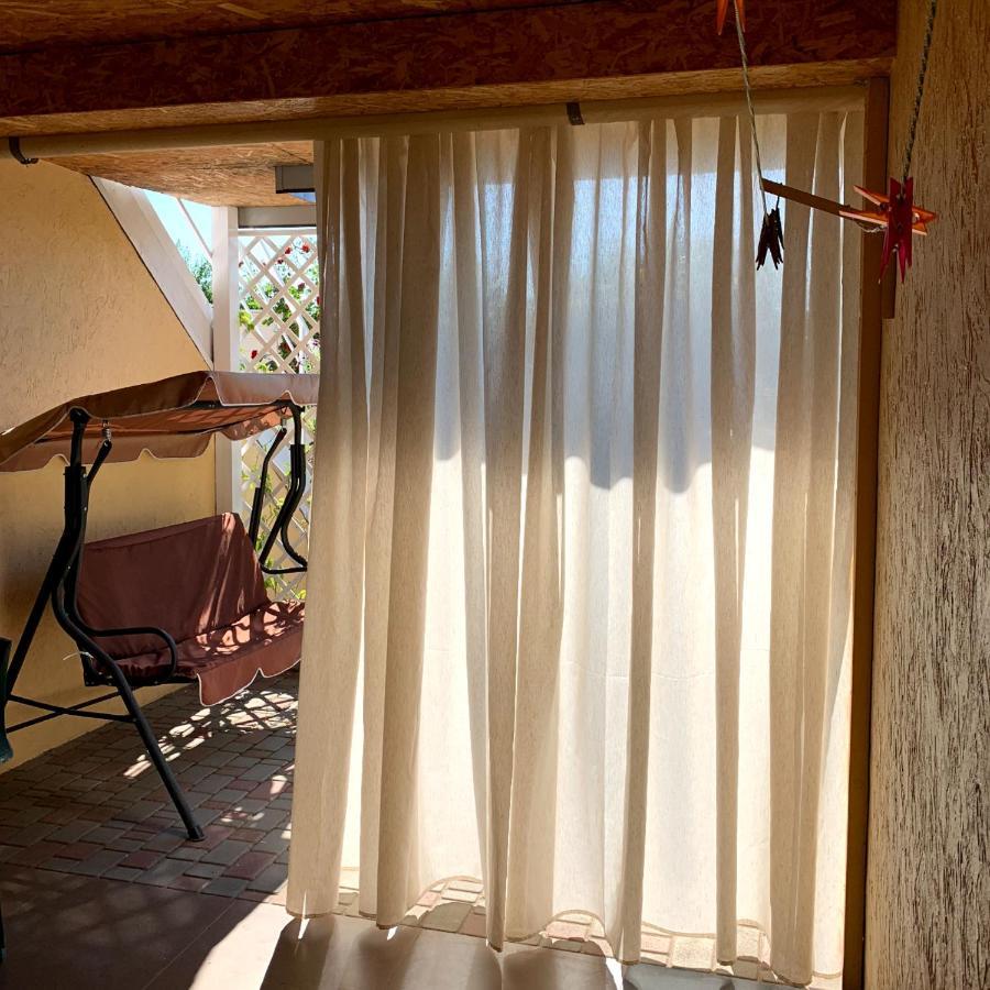 צ'ורנומורסק Guest House Santin מראה חיצוני תמונה