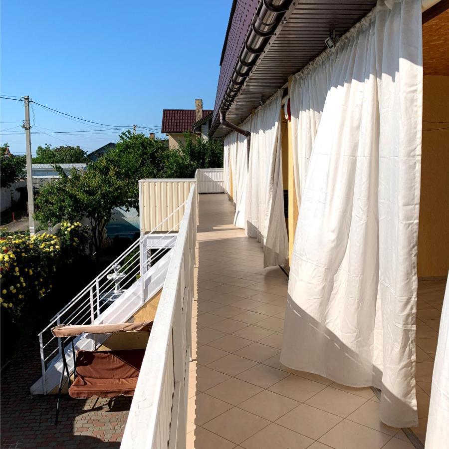 צ'ורנומורסק Guest House Santin מראה חיצוני תמונה