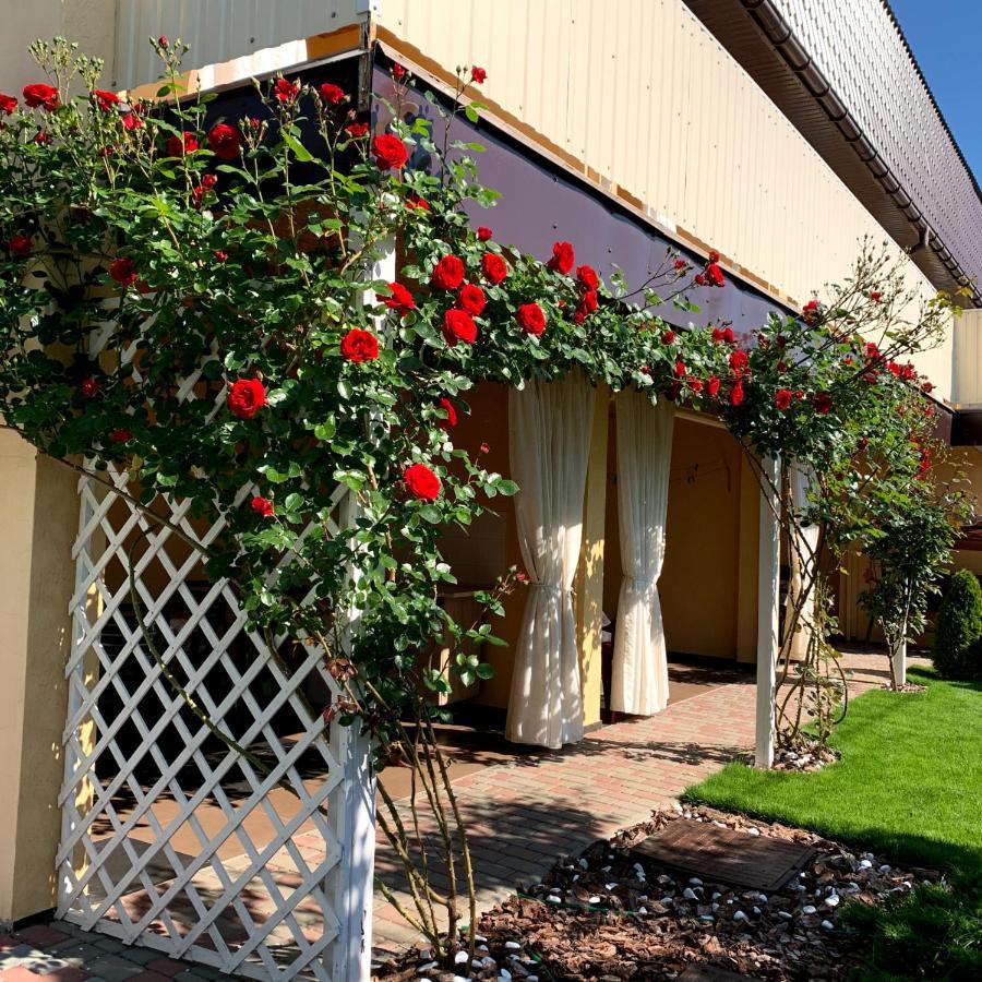 צ'ורנומורסק Guest House Santin מראה חיצוני תמונה